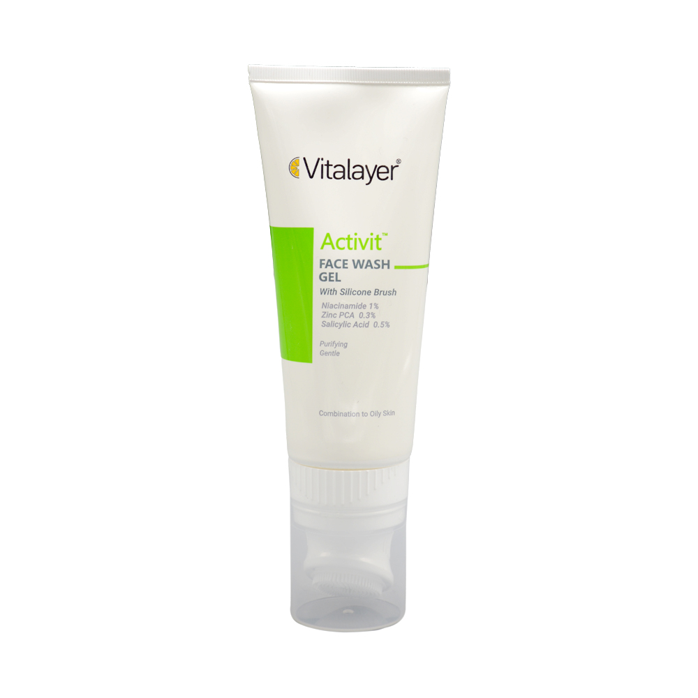 activit-face-wash-gel-combination-to-oily-skin-vitalayer-1.jpg ژل شستشوی صورت اکتی ویت ویتالیر با برس سیلیکونی 200 میل - Image 1